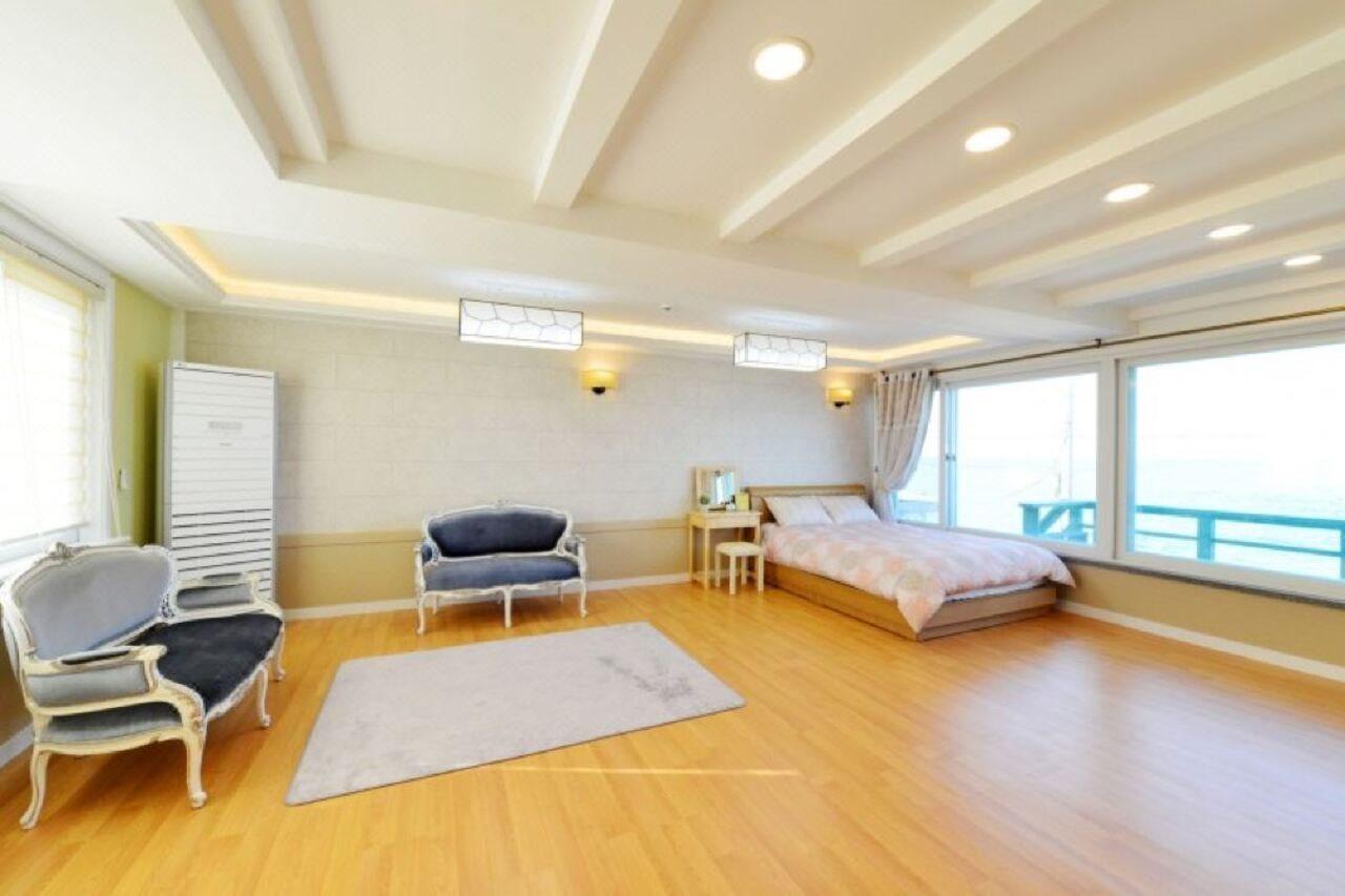 Handul Pension Gangneung Exterior photo